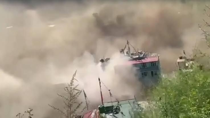 Devastating floods wreak havoc in Nepal, 16 dead, 1,000 feared swept away nepal news hindi news khabargali 