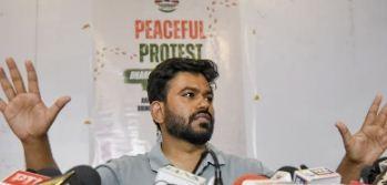 Cockroach Janata Party to launch 'Kya Bolti Public' campaign; Abhijit Dipke makes the announcement. mumbai hindi news latest news khabargali 