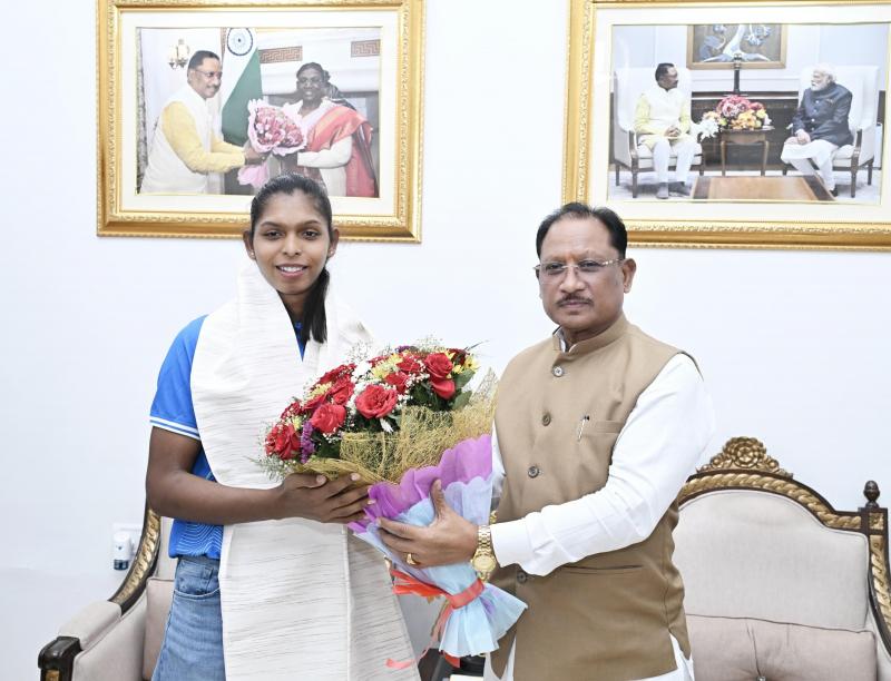 Announcement made to award ₹51 lakh to gold medalist Sanju Devi meeting held at the Chief Minister's residence latest news hindi news khabargali 