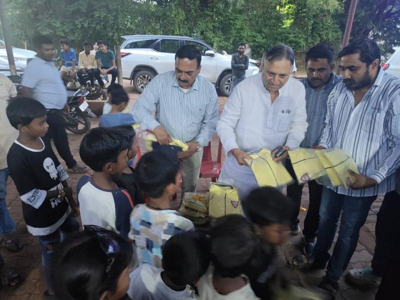 Lokesh Kavadiya, Mohla Manpur, Disabled Finance and Development Corporation, Disabled, Chhattisgarh News, Mohla News, Self-Employment Scheme, Disabled Welfare, Khabargali