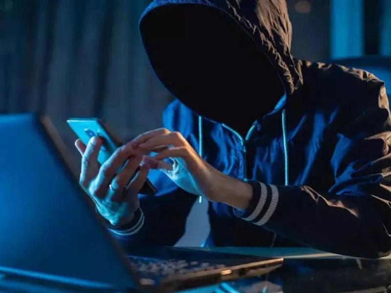 62 year old woman held in 'digital arrest for 5 days cyber fraudsters posing as NIA officers swindled 7 lakh by making her break her fixed deposit hindi news latest news khabargali 