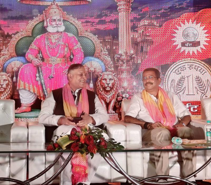 Former Union Education Minister and Sambalpur Lok Sabha constituency MP Dharmendra Pradhan, Chairman of Disabled Finance and Development Corporation of Chhattisgarh Government Lokesh Kavadiya, Shri Agrasen Jayanti Celebration, Maharaja Agrasen, Sambalpur News, Khabargali