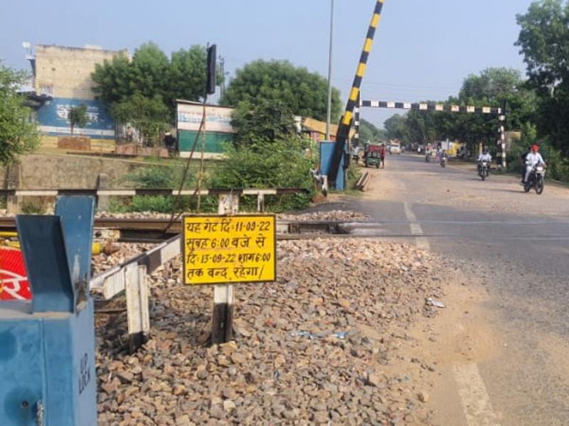 Simga Suhela railway crossing to remain closed for eight days starting the 13th traffic to move in a single lane on the H Cabin down line raipur chhattisgarh news khabargali 